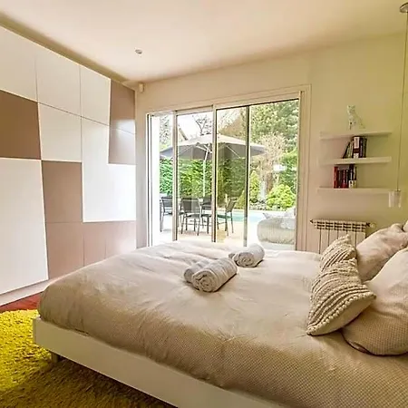 Sky View Cinema, Piscine, 4* Ceyrat