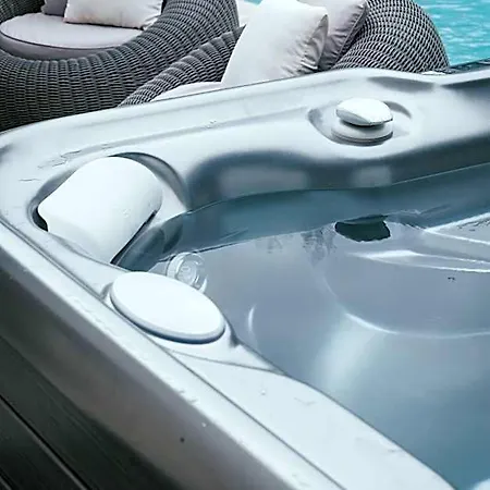 Otel Sky View Cinema, Piscine,